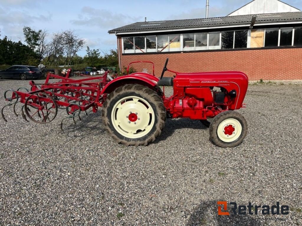 Traktor du type Porsche 218 Oldtimer, Gebrauchtmaschine en Rødovre (Photo 4)