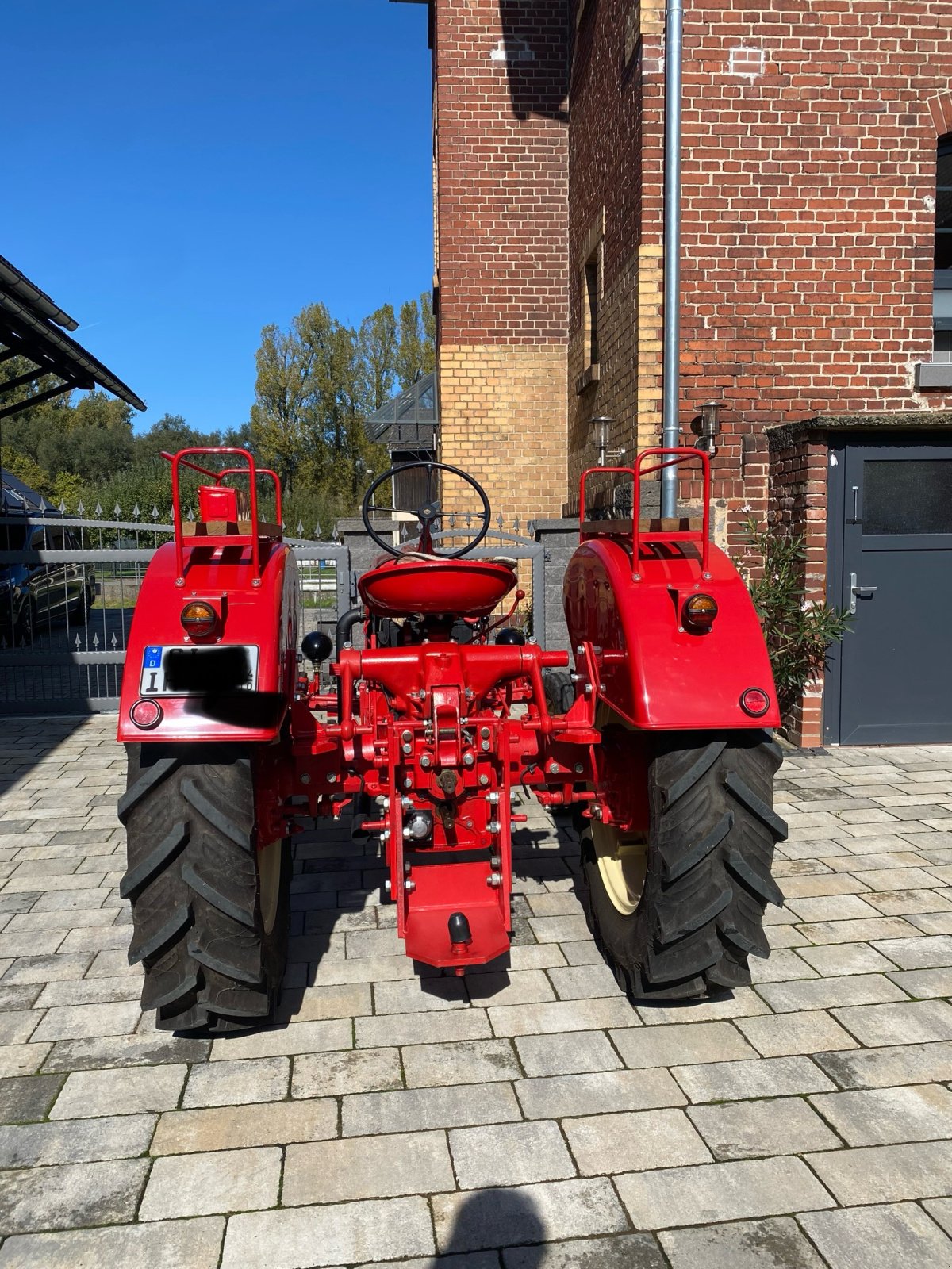 Traktor des Typs Porsche Super 308 N, Gebrauchtmaschine in Staufenberg (Bild 3)