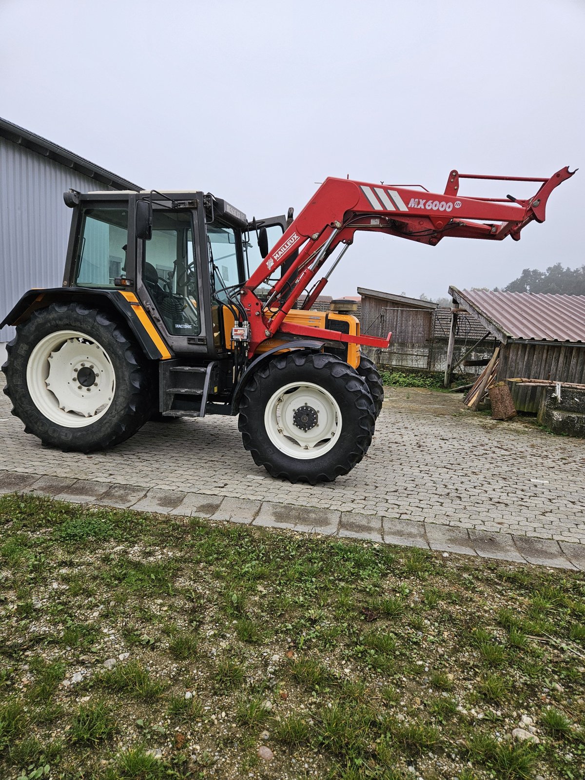 Traktor du type Renault 103-54 TX, Gebrauchtmaschine en Aham (Photo 1)