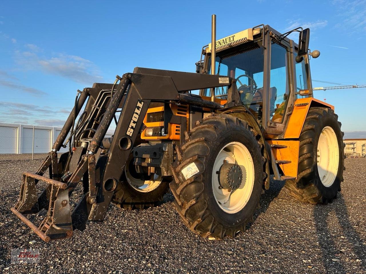 Traktor typu Renault 103.14 (R 7822-A-S), Gebrauchtmaschine v Steinheim (Obrázek 2)