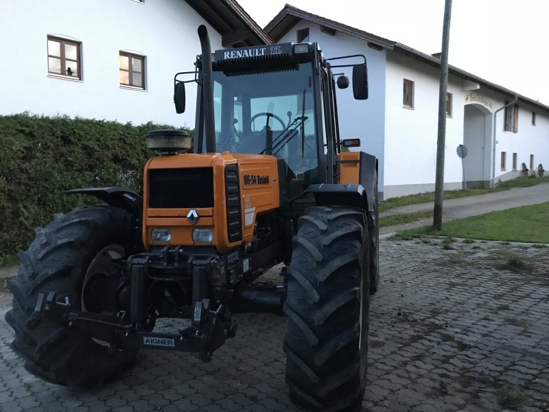 Traktor des Typs Renault 106-54 TL, Gebrauchtmaschine in Bodenkirchen