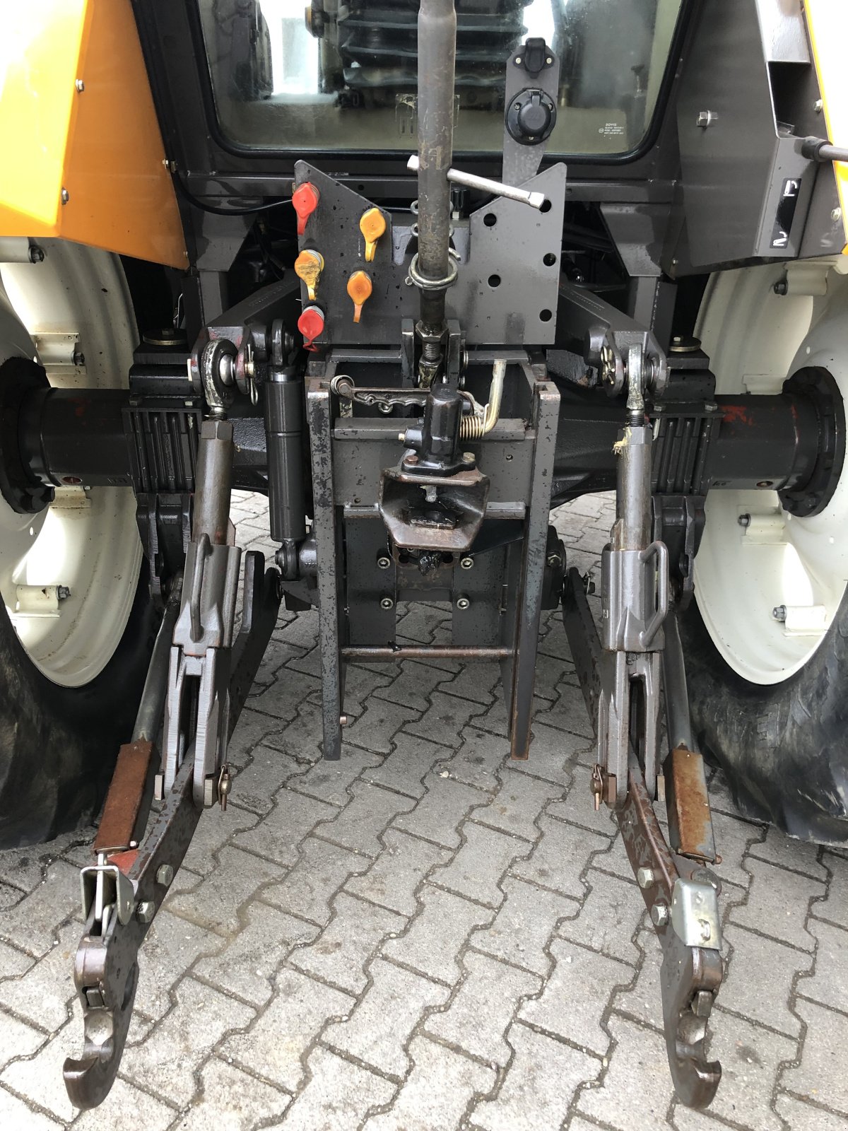 Traktor van het type Renault 106-54 TL, Gebrauchtmaschine in Bodenkirchen (Foto 7)