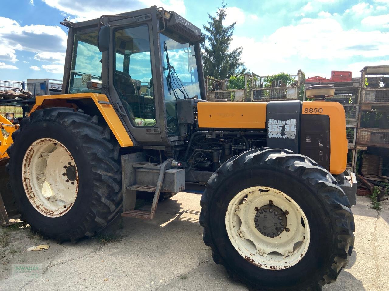 Traktor типа Renault 155-54 TZ Tractoshift, demontiert, nur in Teilen zu verkaufen, Gebrauchtmaschine в Geiselhöring (Фотография 1)