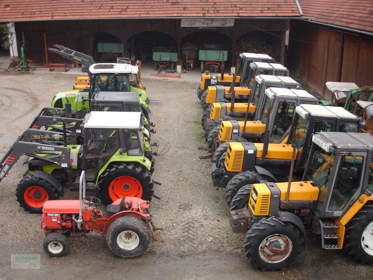 Traktor van het type Renault 155-54 TZ Tractoshift, demontiert, nur in Teilen zu verkaufen, Gebrauchtmaschine in Geiselhöring (Foto 13)