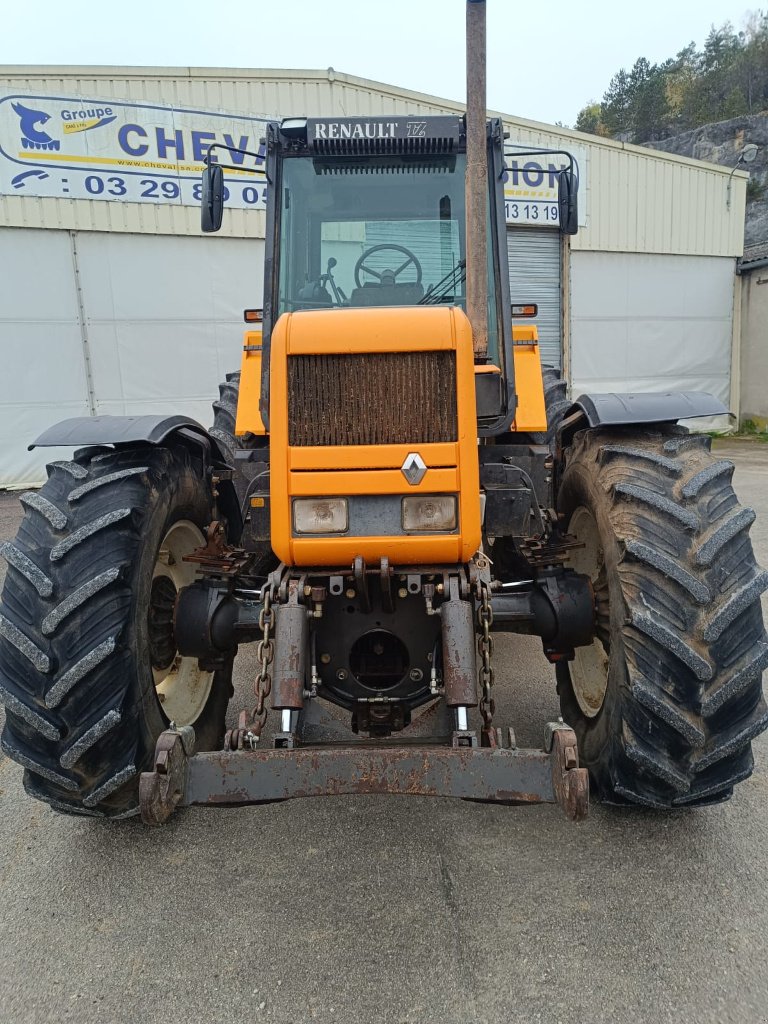 Traktor des Typs Renault 160.94 tz, Gebrauchtmaschine in Lérouville (Bild 10)