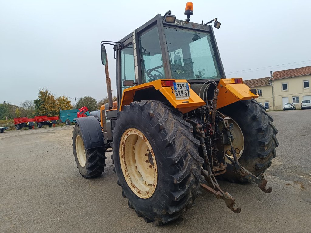 Traktor des Typs Renault 160.94 tz, Gebrauchtmaschine in Lérouville (Bild 9)