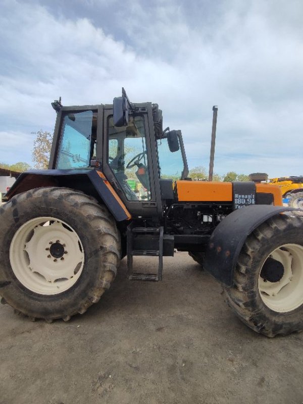 Traktor tip Renault 180-94, Gebrauchtmaschine in FRESNAY LE COMTE (Poză 5)