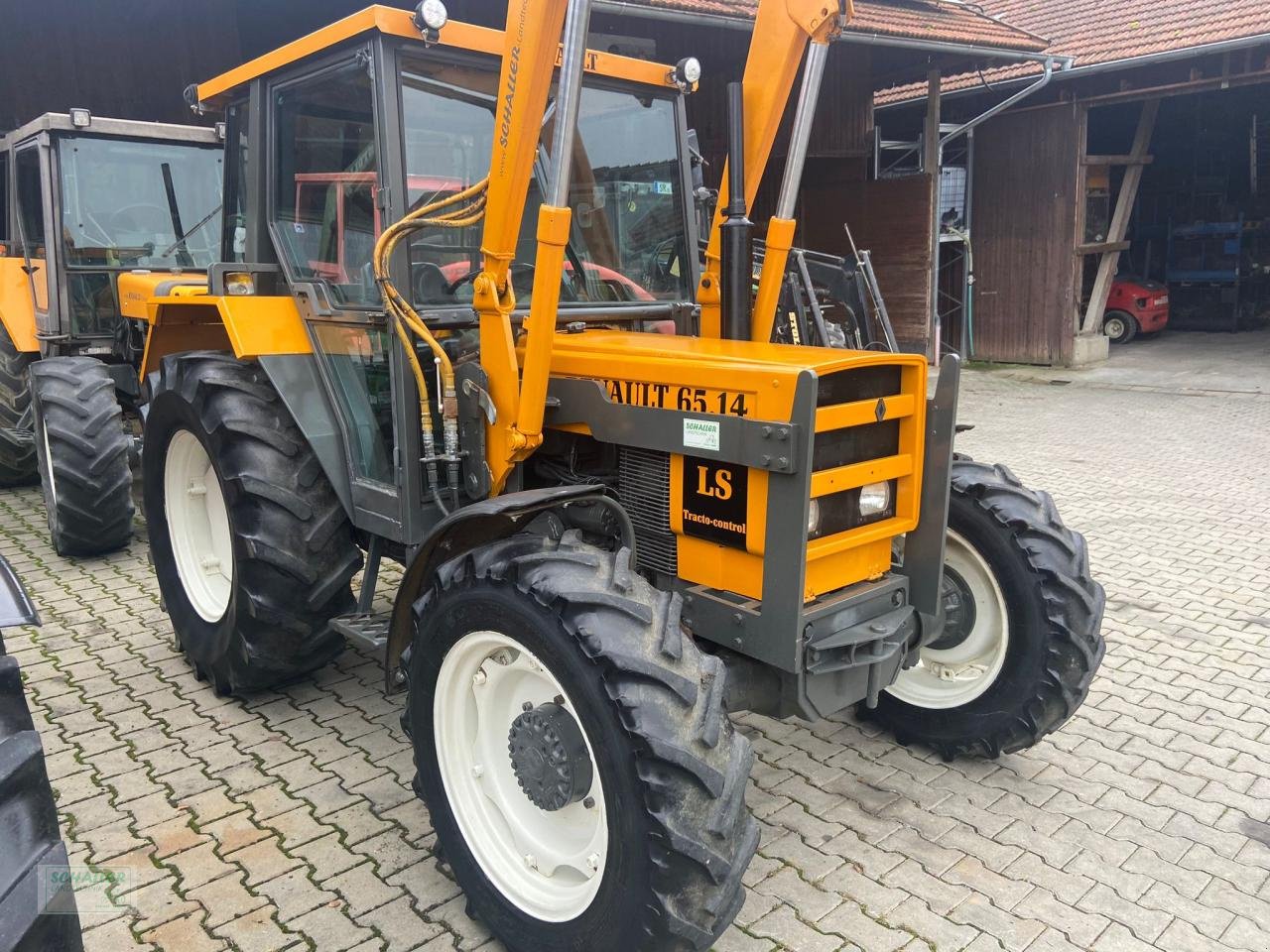 Traktor typu Renault 65-14LS m. Frontlader, top Zustand, Gebrauchtmaschine w Geiselhöring (Zdjęcie 12)