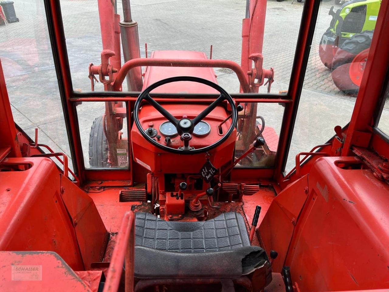 Traktor van het type Renault 651 m. Frontlader, Kabine, hydr. Lenkung, Gebrauchtmaschine in Geiselhöring (Foto 8)