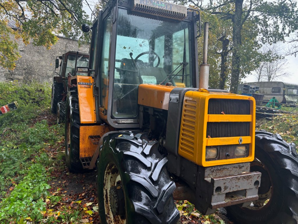 Traktor typu Renault 75 14 TS, Gebrauchtmaschine v VERNOUX EN VIVARAIS (Obrázek 2)