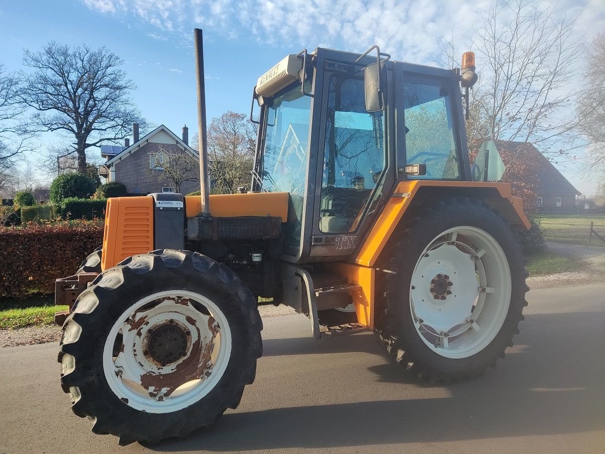 Traktor del tipo Renault 80-14, Gebrauchtmaschine In Klarenbeek (Immagine 1)