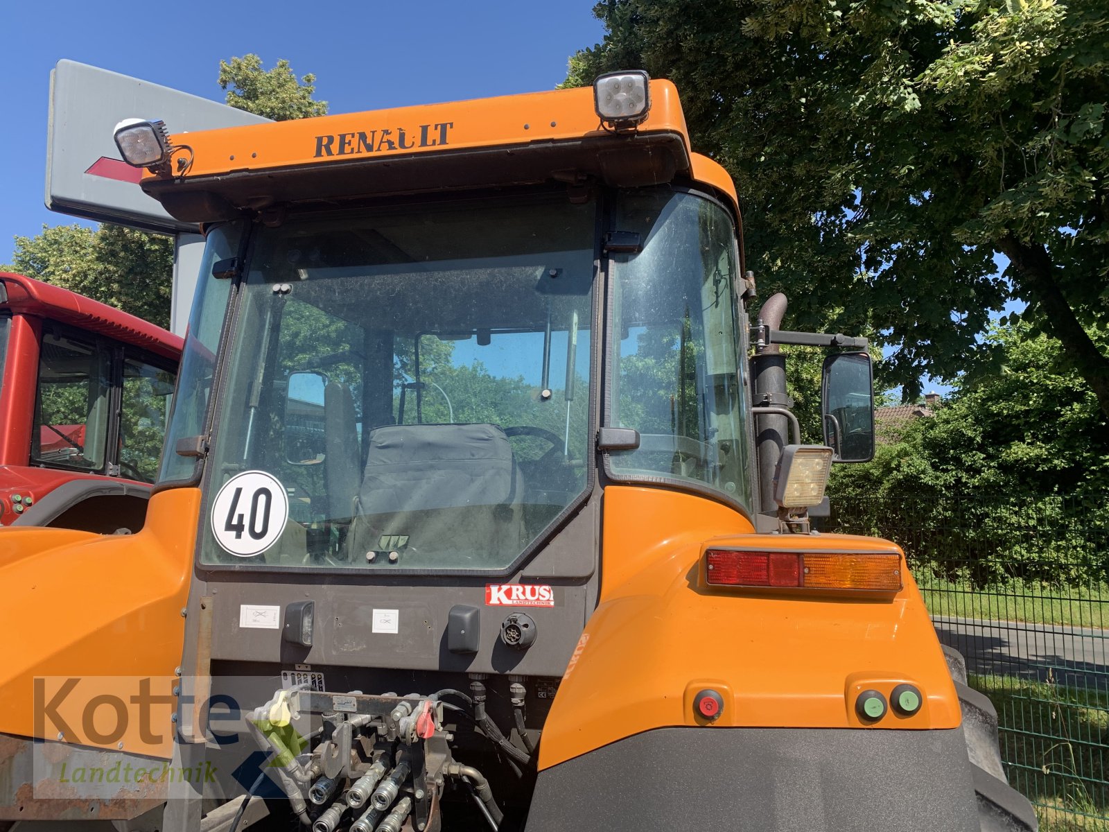 Traktor of the type Renault Ares 550 RX, Gebrauchtmaschine in Rieste (Picture 11)