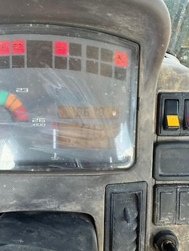 Traktor tipa Renault ARES 550 RZ, Gebrauchtmaschine u Sainte-Croix-en-Plaine (Slika 11)