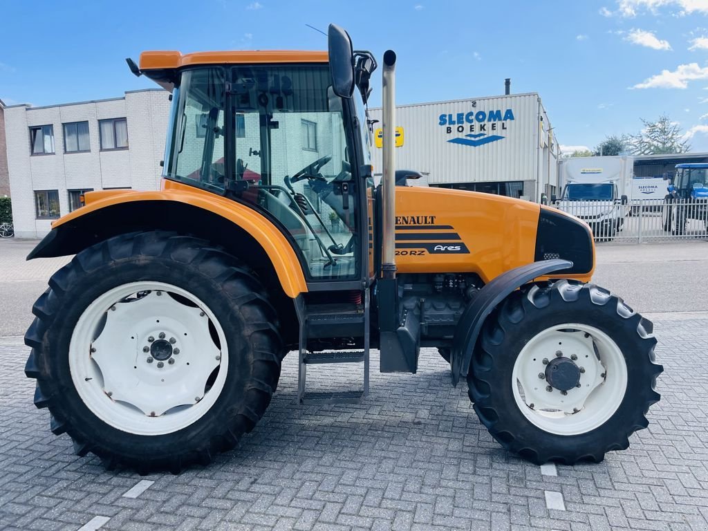 Traktor του τύπου Renault Ares 620 RZ, Gebrauchtmaschine σε BOEKEL (Φωτογραφία 1)