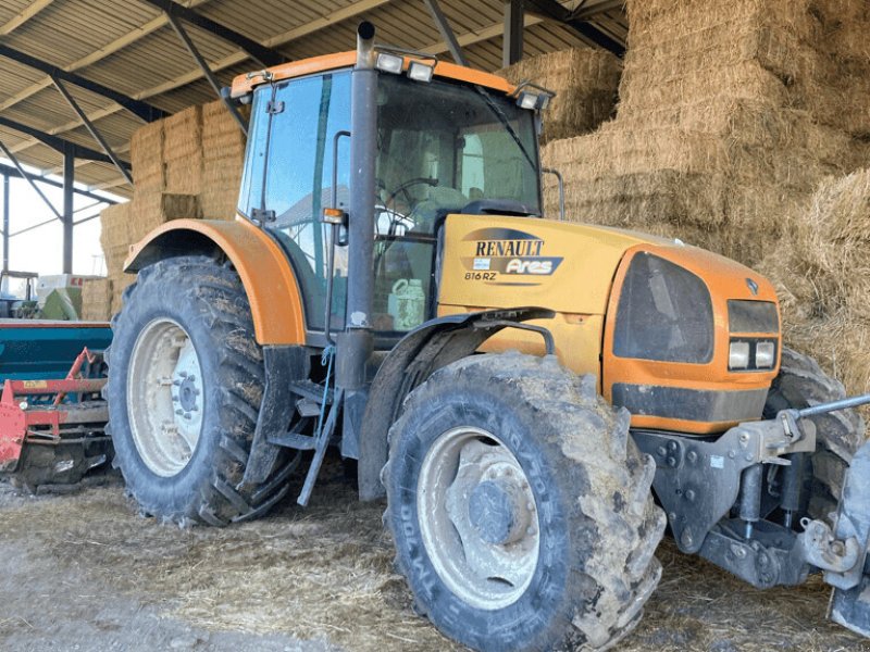 Traktor of the type Renault ARES 816 RZ, Gebrauchtmaschine in SAINT ANDIOL (Picture 1)