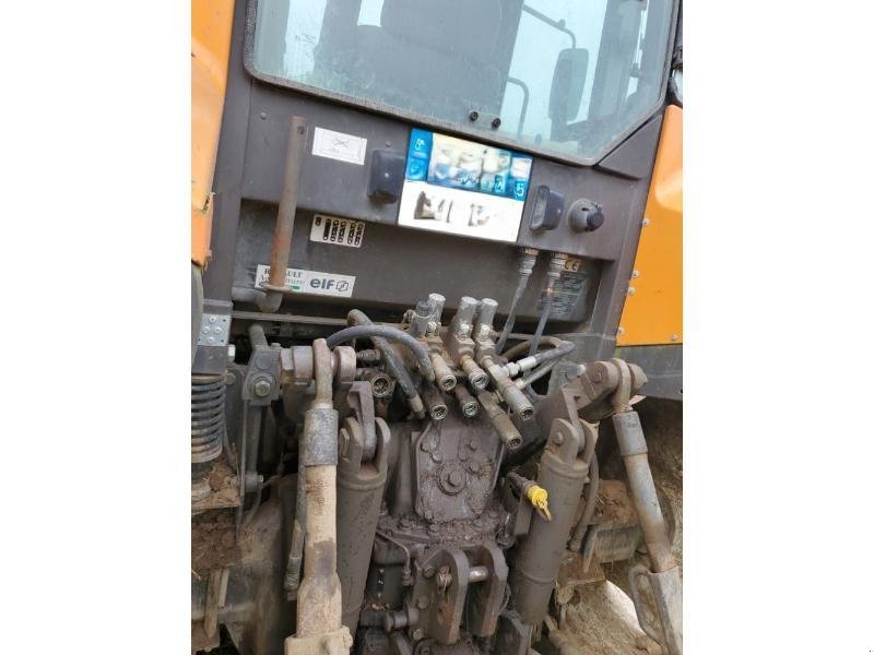 Traktor от тип Renault ARES620RZ, Gebrauchtmaschine в BRAY en Val (Снимка 5)