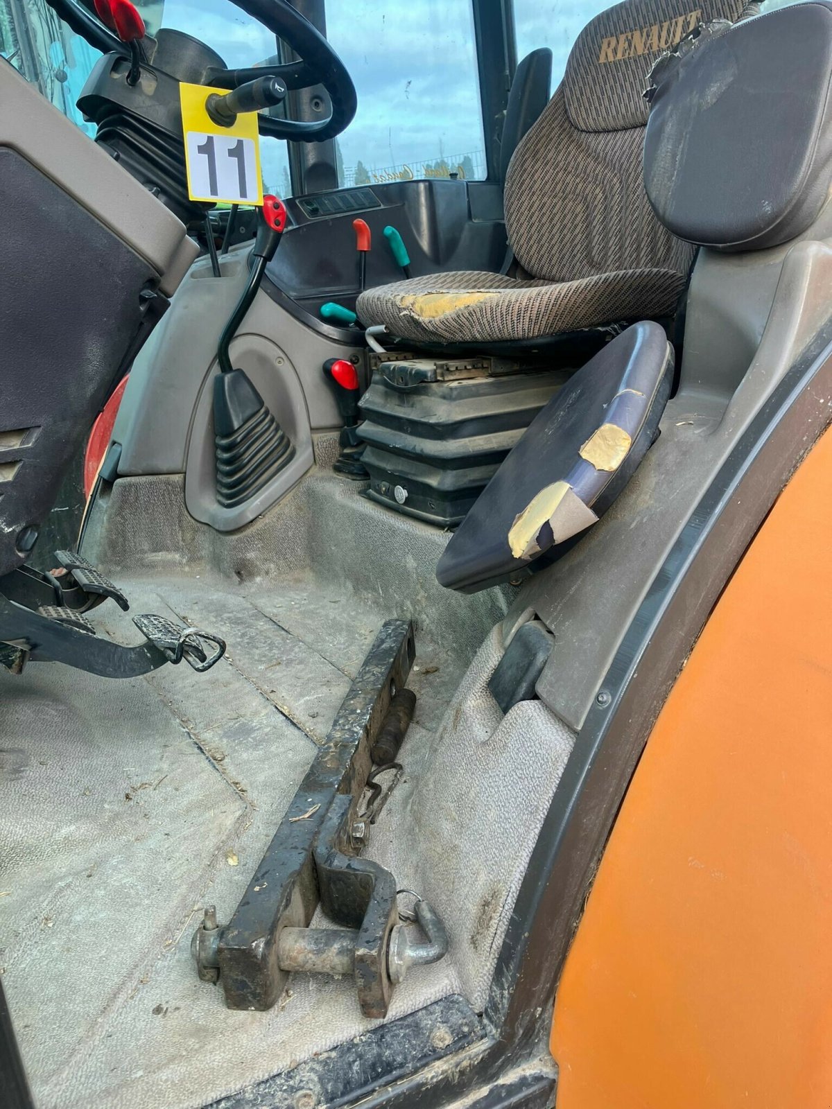 Traktor a típus Renault CELTIS 446 RX, Gebrauchtmaschine ekkor: SAINT ANDIOL (Kép 11)