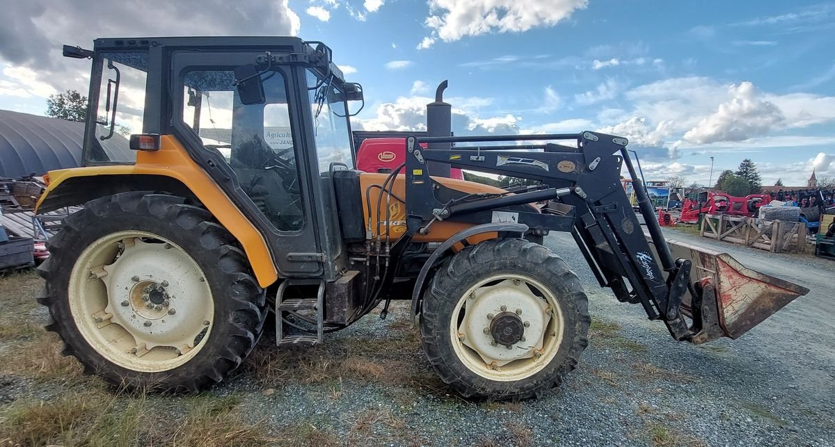 Traktor of the type Renault Ceres 75-4 (Tracfor), Gebrauchtmaschine in Strem (Picture 1)