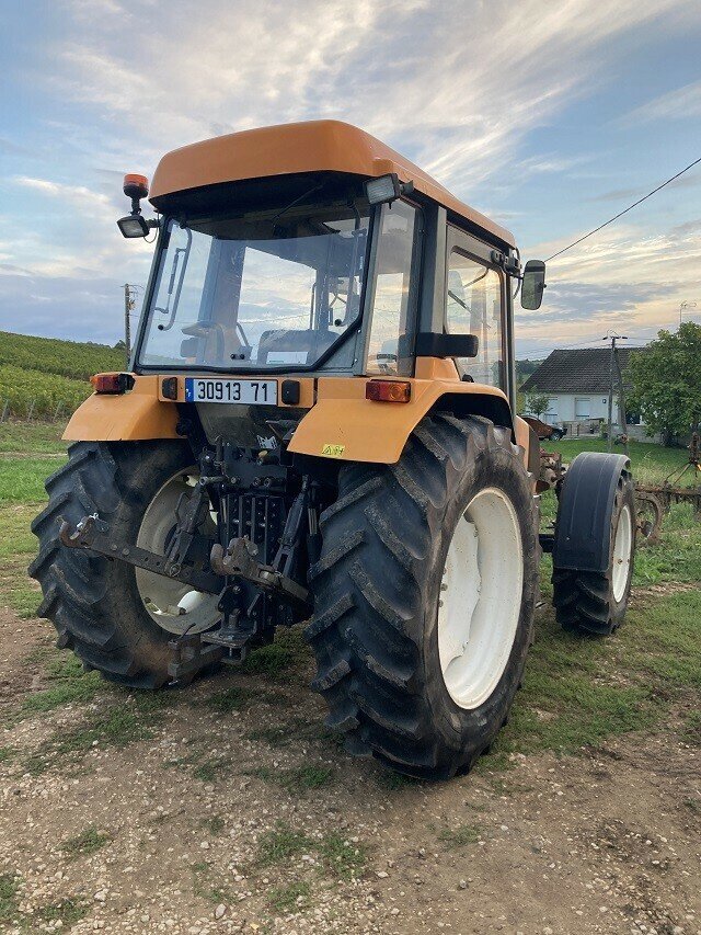 Traktor du type Renault CERES 95 X, Gebrauchtmaschine en Paray-le-monial (Photo 3)