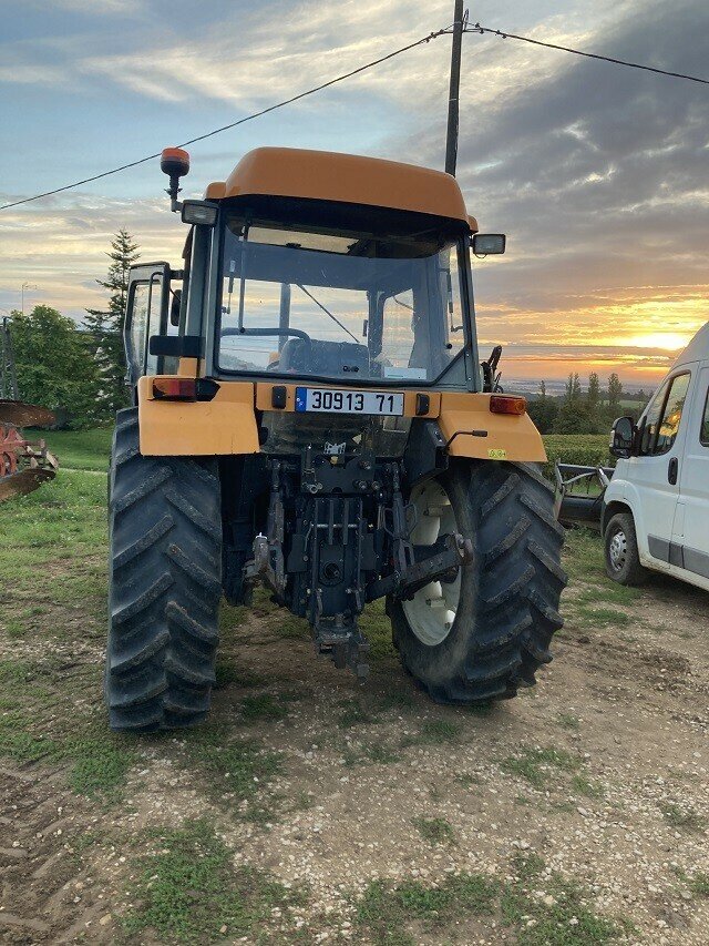 Traktor типа Renault CERES 95 X, Gebrauchtmaschine в Paray-le-monial (Фотография 6)