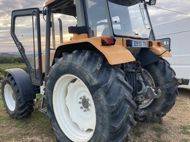 Traktor tip Renault CERES 95 X, Gebrauchtmaschine in Paray-le-monial (Poză 4)