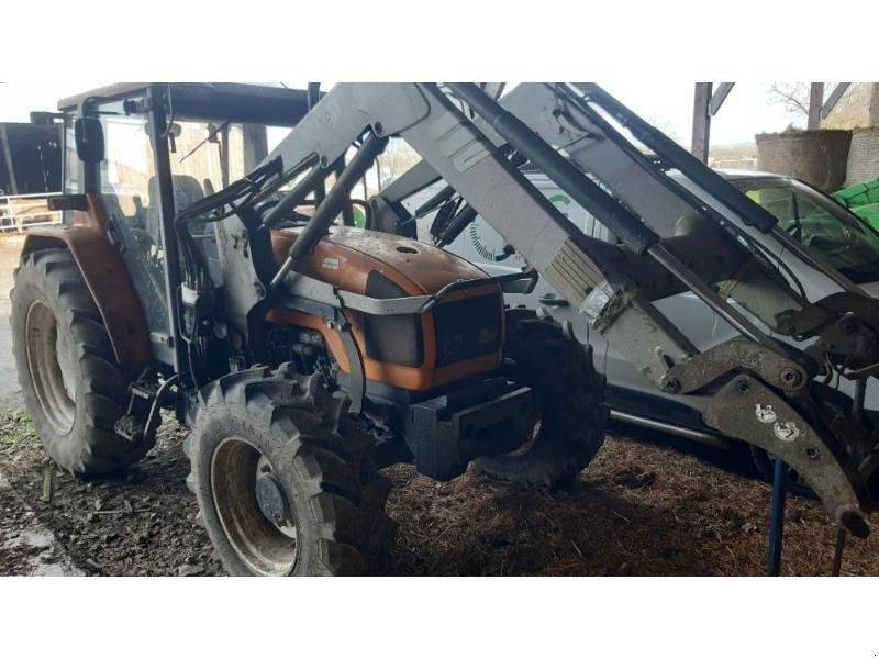 Traktor typu Renault CERES345X, Gebrauchtmaschine w ANTIGNY (Zdjęcie 1)