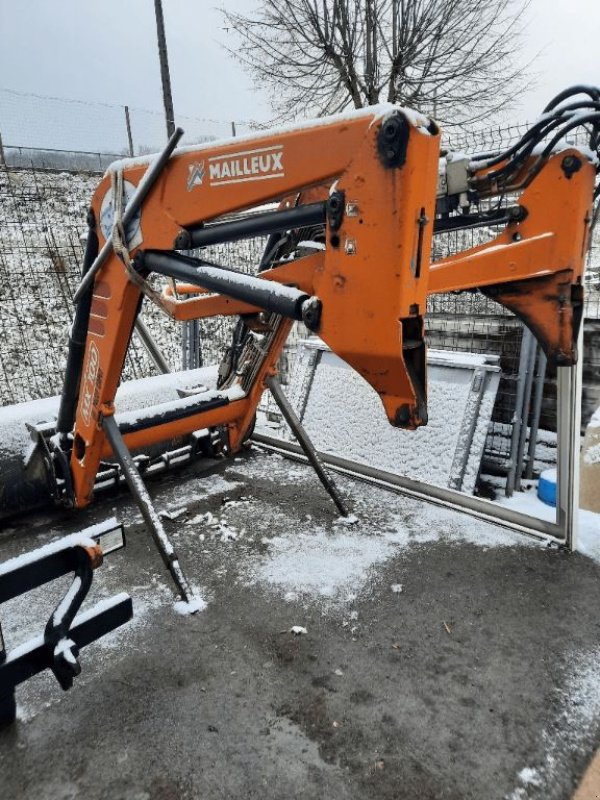 Traktor des Typs Renault ERGOS 100, Gebrauchtmaschine in CHEMAUDIN ET VAUX (Bild 5)