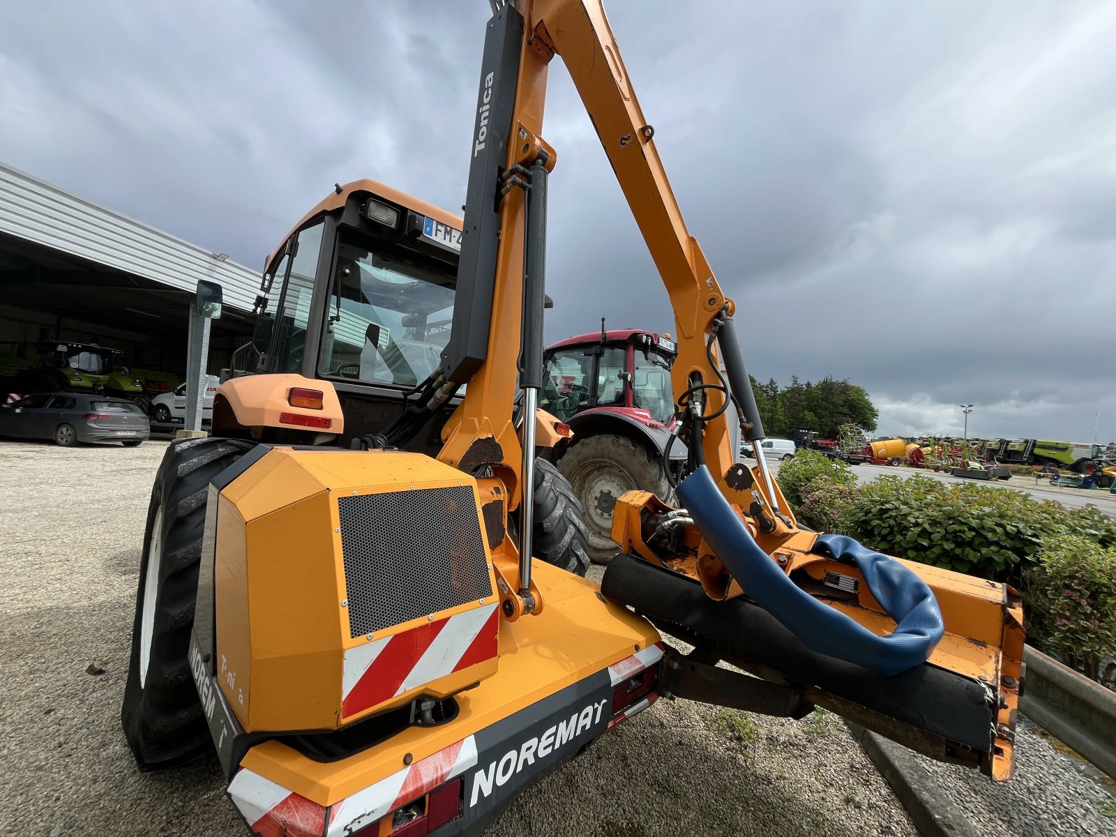 Traktor van het type Renault ERGOS 436 2RM, Gebrauchtmaschine in PONTIVY (Foto 5)