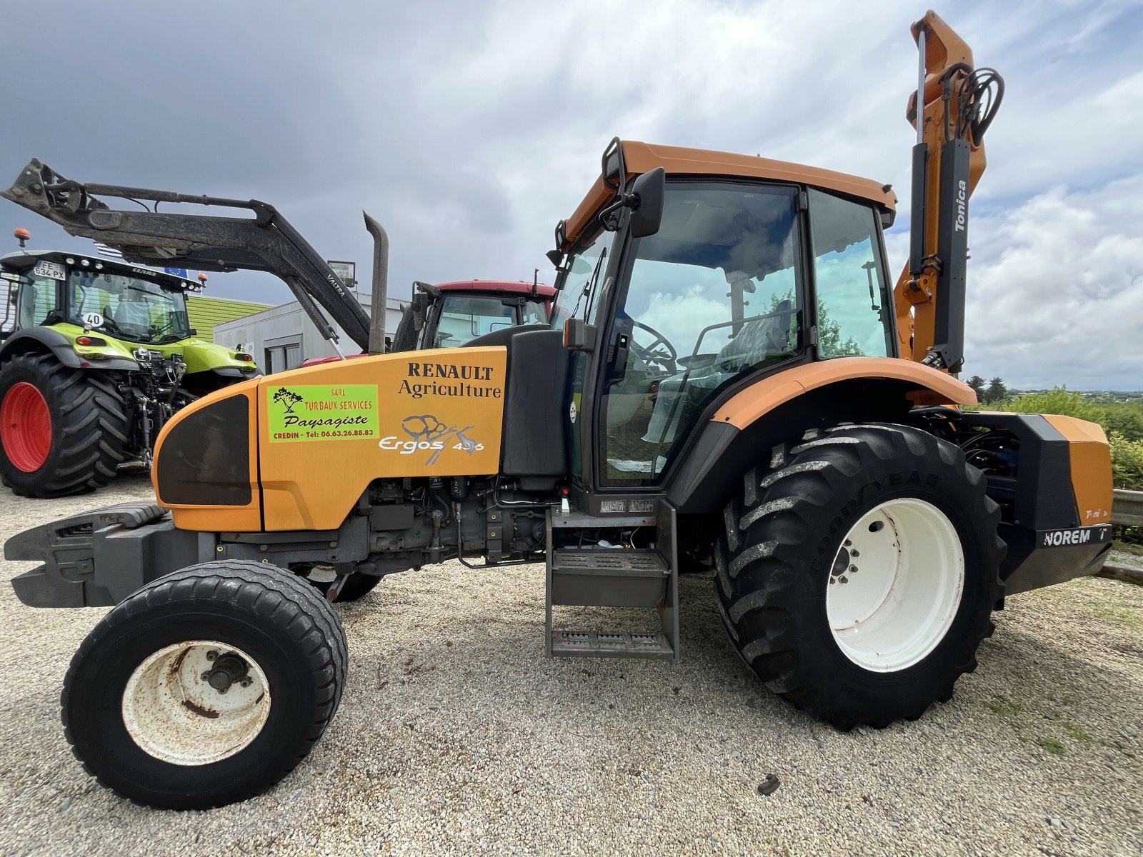 Traktor typu Renault ERGOS 436 2RM, Gebrauchtmaschine v PONTIVY (Obrázek 1)