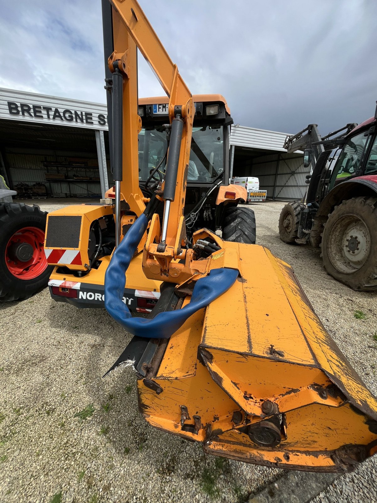 Traktor типа Renault ERGOS 436 2RM, Gebrauchtmaschine в PONTIVY (Фотография 7)