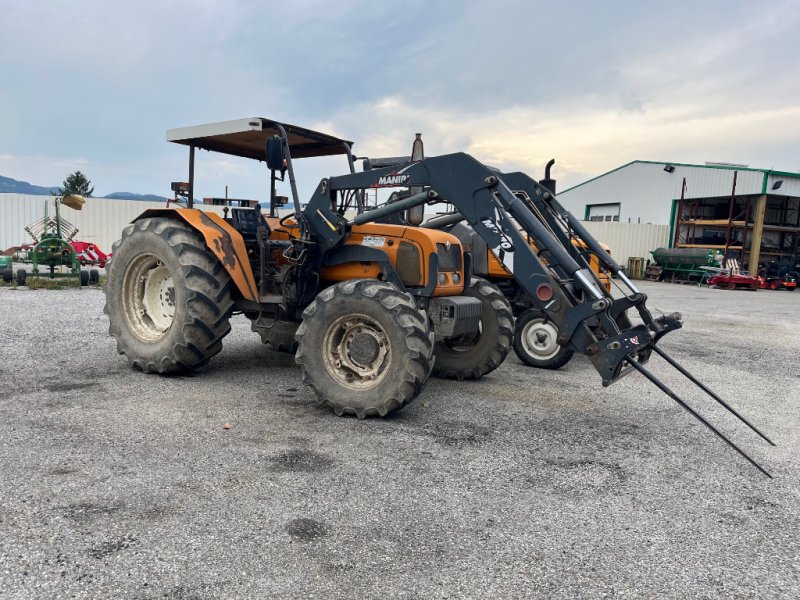 Traktor tip Renault pales 240, Gebrauchtmaschine in VERNOUX EN VIVARAIS (Poză 1)