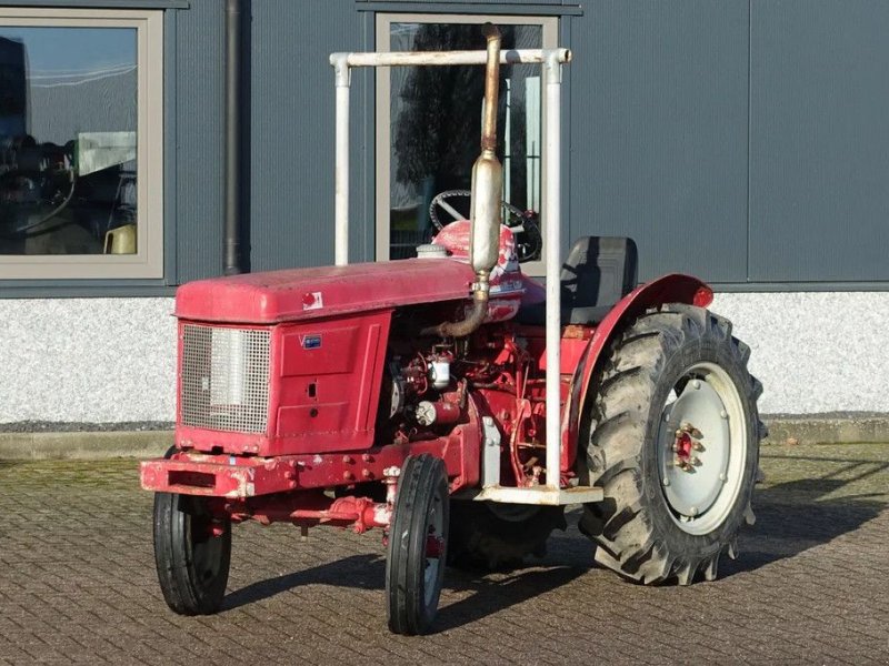 Traktor of the type Renault Super 5 2wd / Smalspoortrekker, Gebrauchtmaschine in Swifterband (Picture 1)