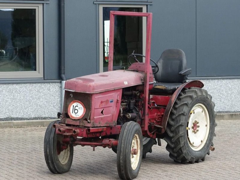 Traktor tipa Renault Super 7 2wd / Smalspoor / Donortrekker, Gebrauchtmaschine u Swifterband (Slika 1)