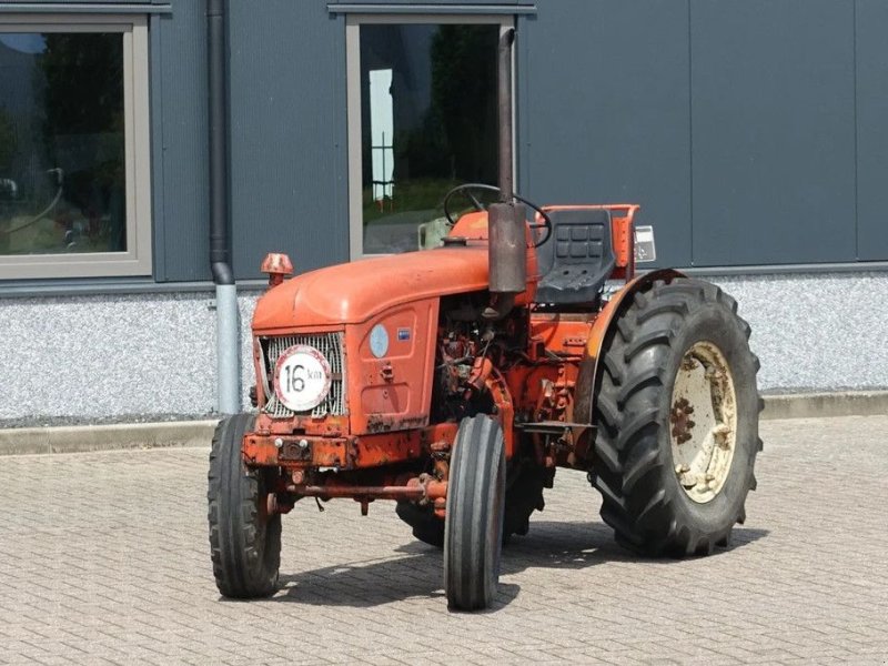 Traktor typu Renault Super 7 2wd / Smalspoor, Gebrauchtmaschine v Swifterband
