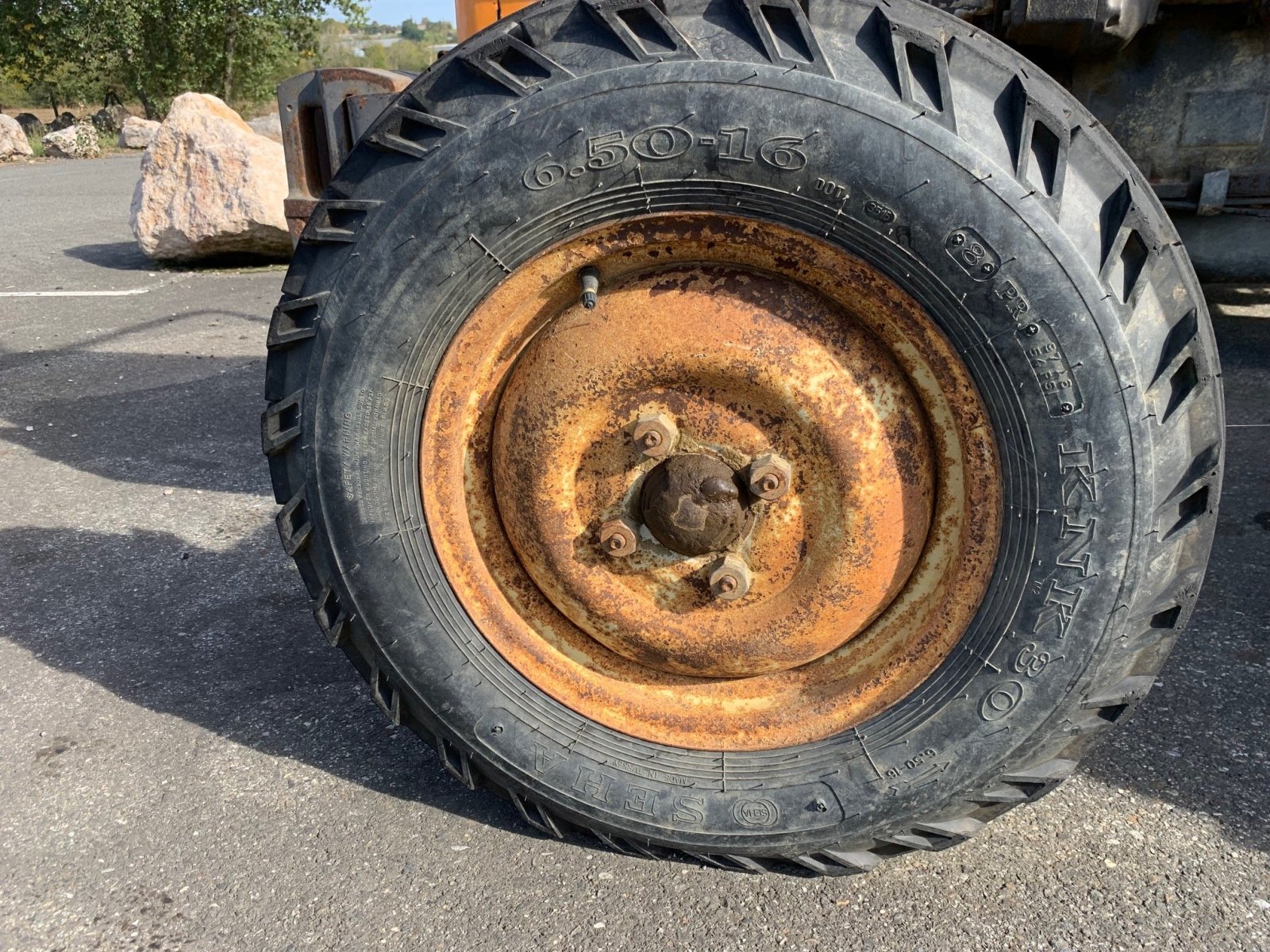 Traktor van het type Renault Tracteur agricole 42-70 F Renault, Gebrauchtmaschine in SAINT GAUDENS (Foto 6)