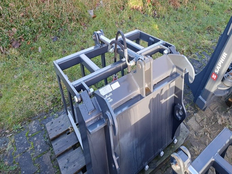 Traktor van het type Schäffer Dung- und Silagezange 0,90m, Neumaschine in Rollwitz (Foto 4)