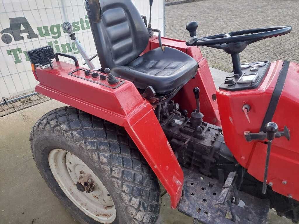 Traktor типа Shibaura SL 1743, Gebrauchtmaschine в Klundert (Фотография 10)