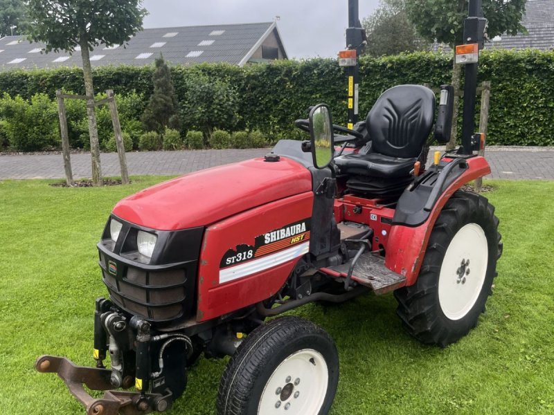 Traktor of the type Shibaura St318, Gebrauchtmaschine in Wadenoijen