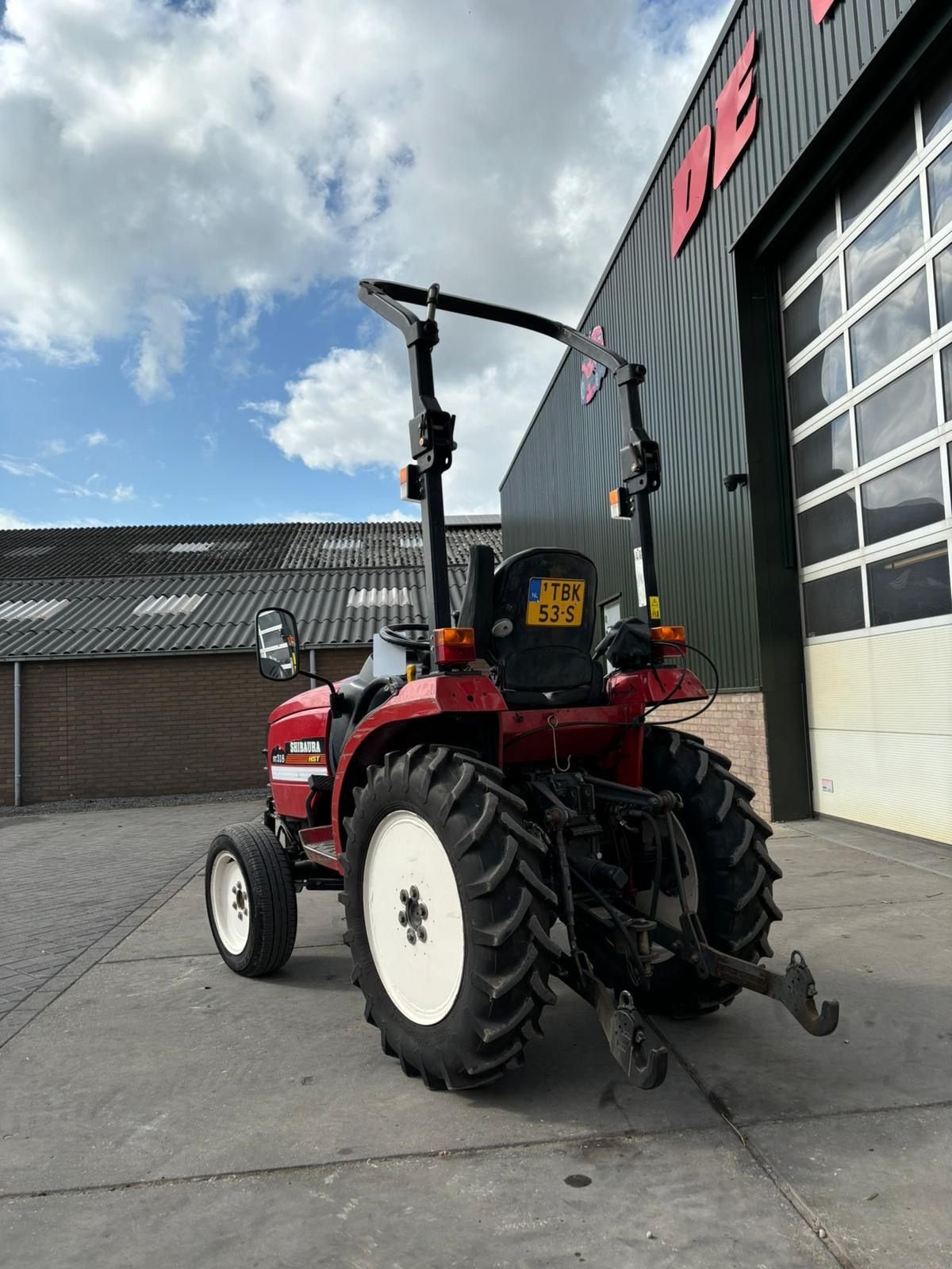 Traktor van het type Shibaura St318, Gebrauchtmaschine in Wadenoijen (Foto 3)