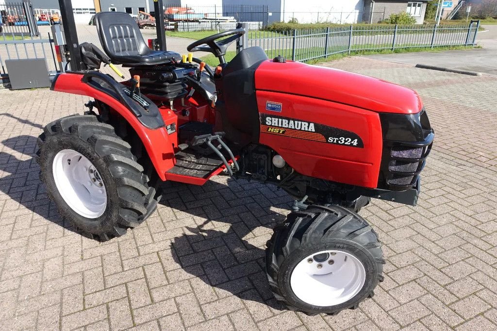 Traktor a típus Shibaura ST324 4wd HST / 01328 Draaiuren / Brede Tractiebanden, Gebrauchtmaschine ekkor: Swifterband (Kép 2)