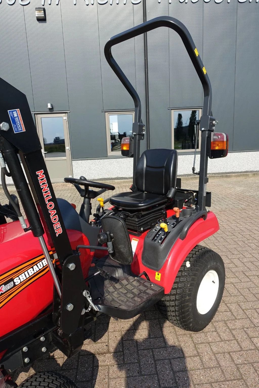 Traktor des Typs Shibaura SX-25 4wd HST / 0375 Draaiuren / Voorlader, Gebrauchtmaschine in Swifterband (Bild 10)