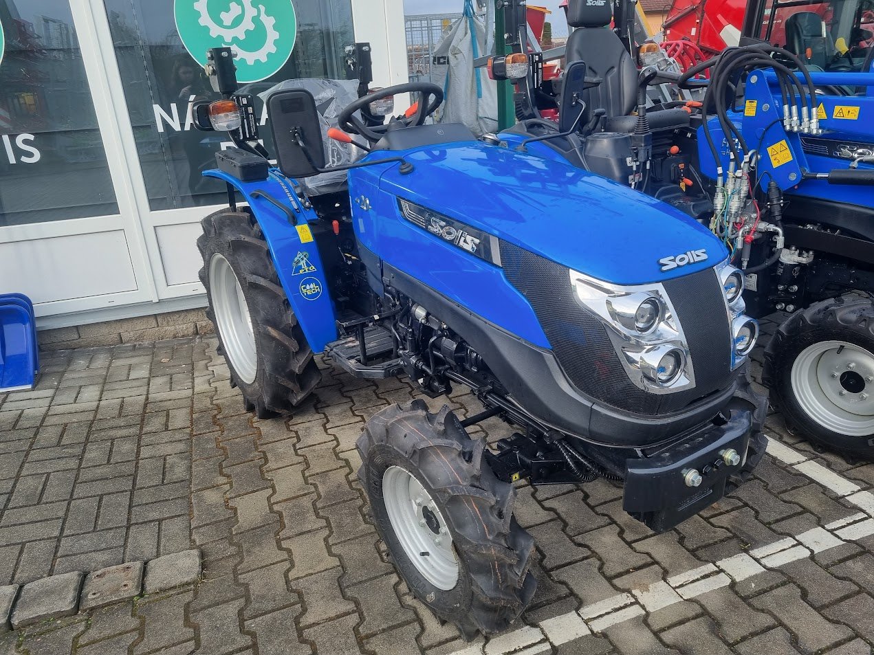 Traktor typu Solis 16 6+2, Neumaschine w Stankov (Zdjęcie 1)