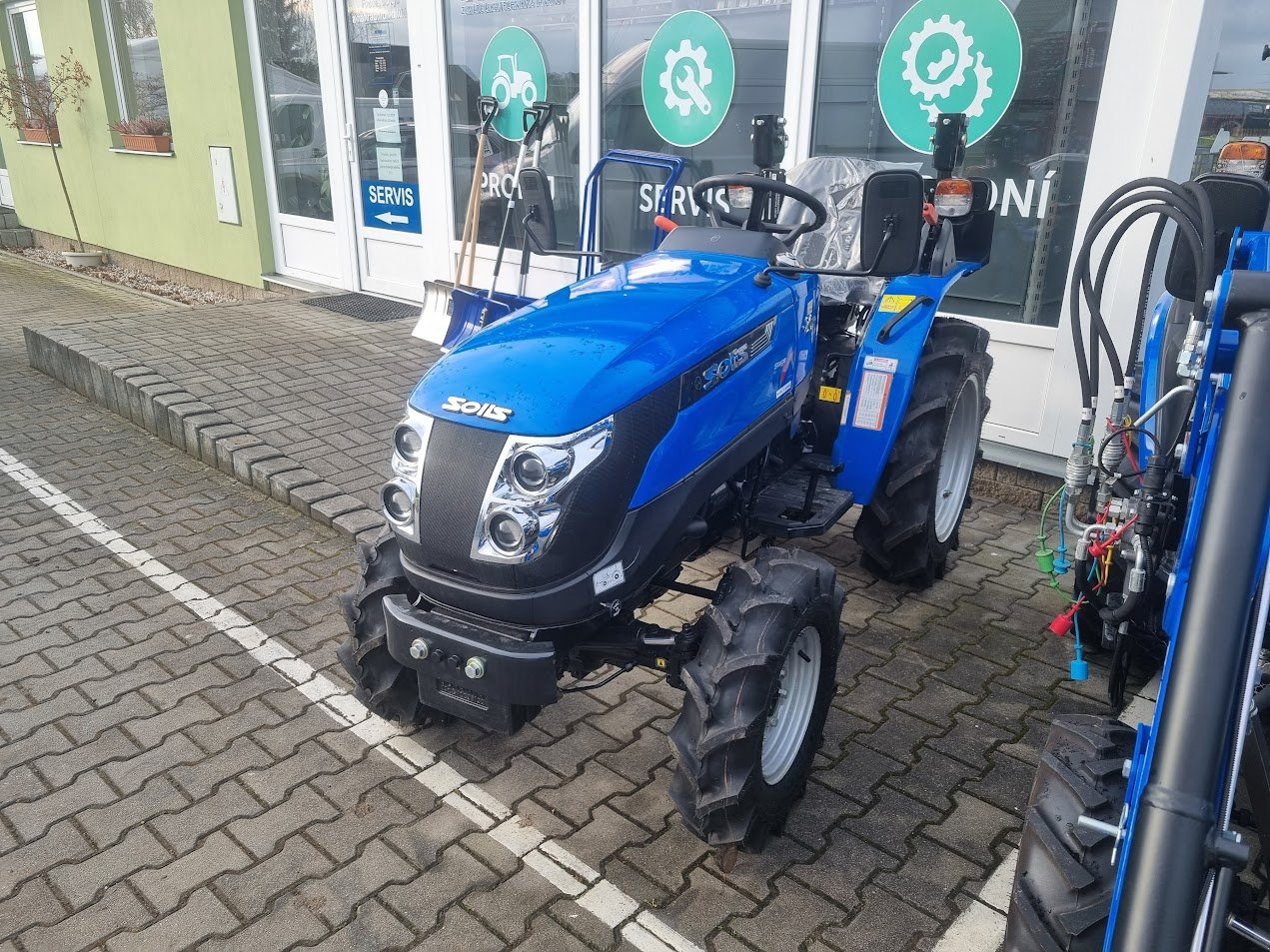 Traktor van het type Solis 20 6+2, Neumaschine in Stankov (Foto 1)