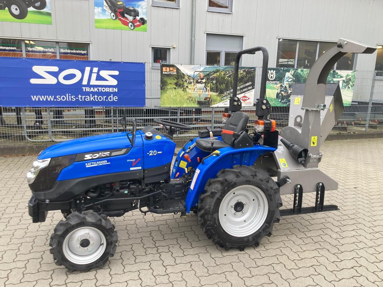 Traktor typu Solis 20 mit Holzhäcksler, Gebrauchtmaschine v Stuhr (Obrázek 2)