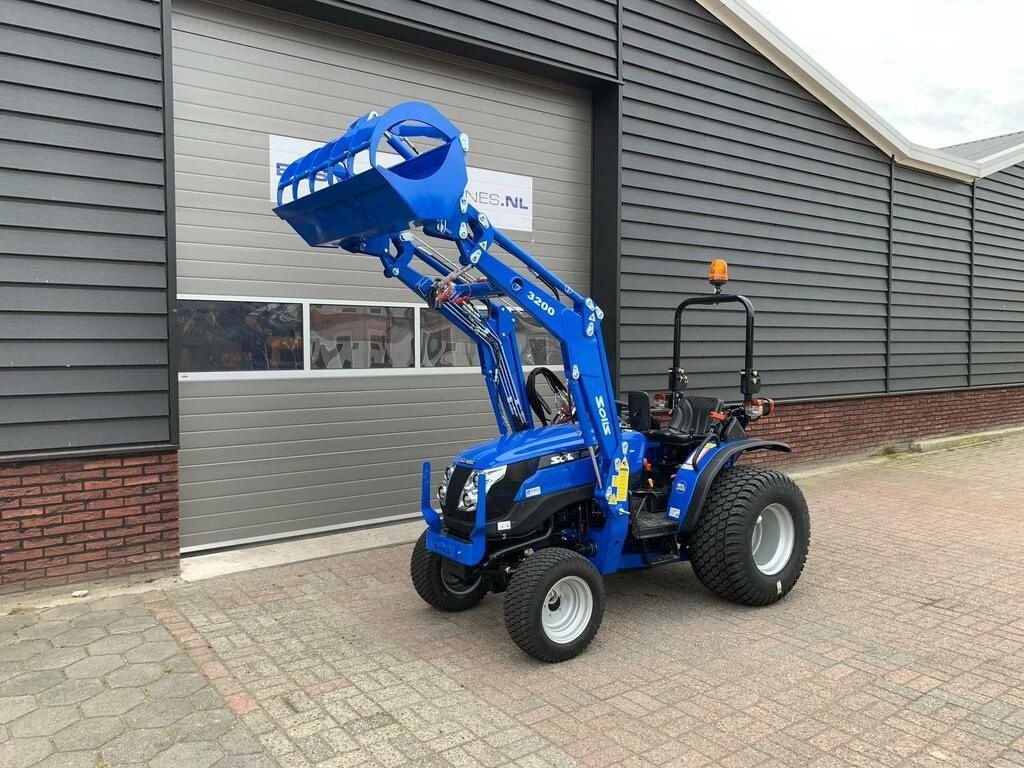 Traktor del tipo Solis 26 4WD 24.5 PK minitractor NIEUW + frontlader / GAZONBANDEN, Neumaschine en Neer (Imagen 3)