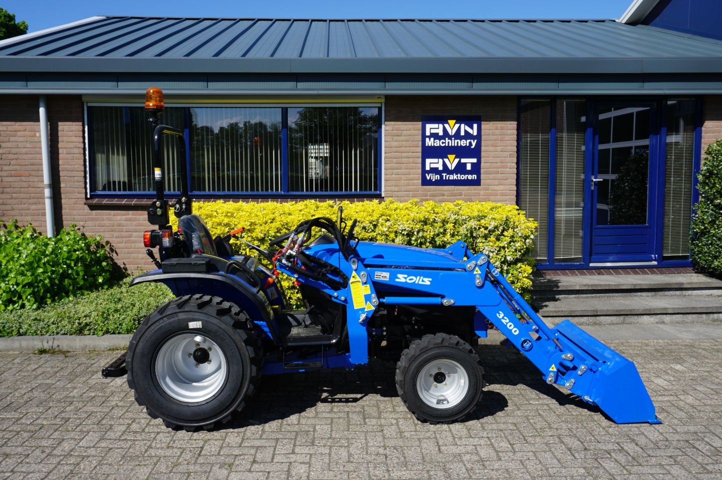 Traktor of the type Solis 26 4wd, Neumaschine in Dronten (Picture 1)