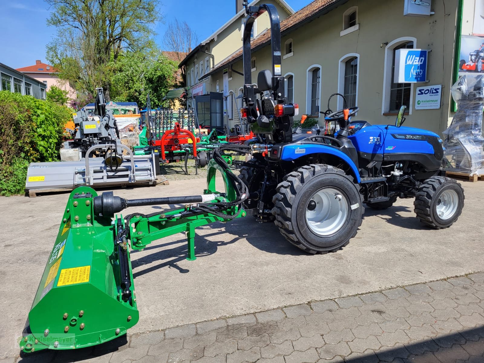 Traktor typu Solis 26 9+9 mit Ausliegemulcher 125cm + Industriereifen + Straßenzulassung NEU Allrad, Neumaschine w Feuchtwangen (Zdjęcie 2)