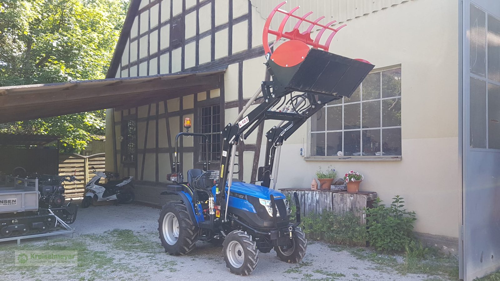 Traktor typu Solis 26 + Frontlader Euro-Norm + 3.Kreis + Greifschaufel + Straßenzulassung Kleintraktor, Neumaschine v Feuchtwangen (Obrázek 2)