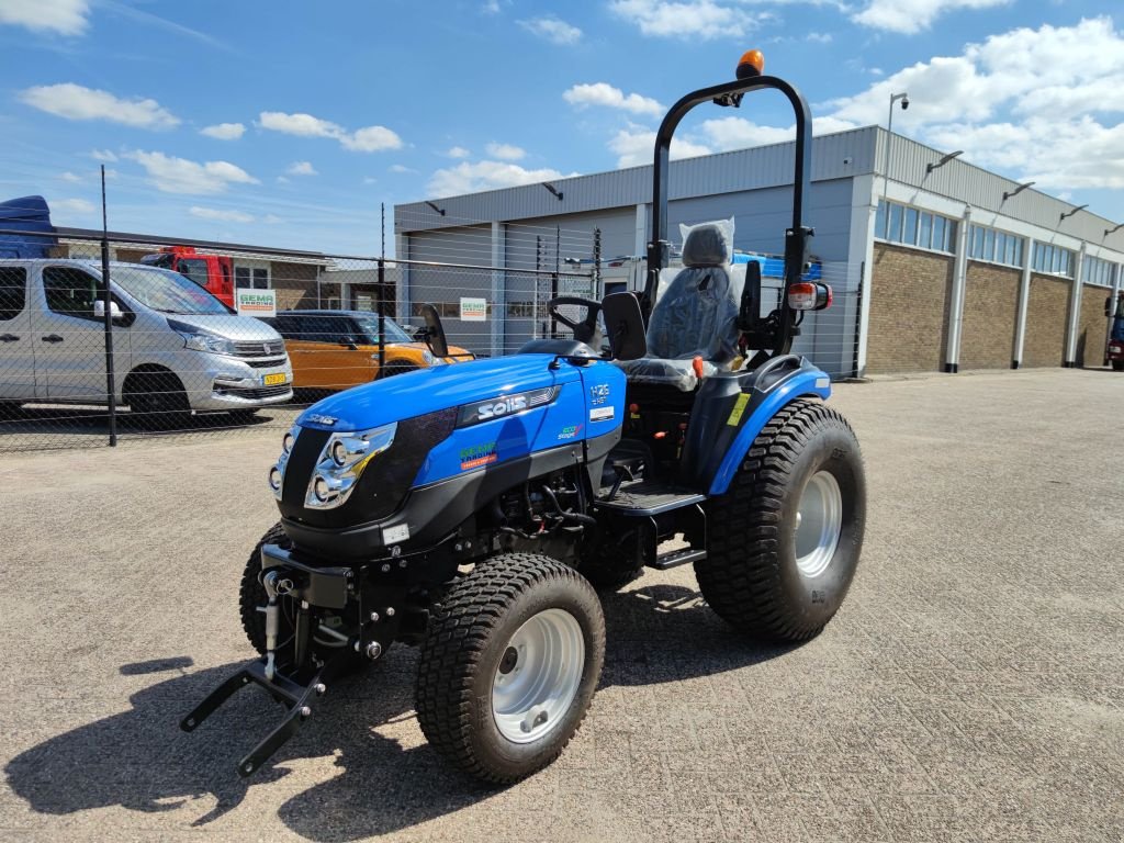 Traktor a típus Solis 26 HST 4WD - Gazon banden - Aftakas - Wegverlichting - NIEUW! On, Gebrauchtmaschine ekkor: Oud Gastel (Kép 4)