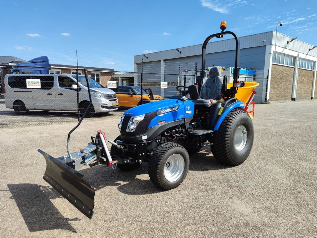 Traktor des Typs Solis 26 HST 4WD - Gazon banden - Aftakas - Wegverlichting - NIEUW! On, Gebrauchtmaschine in Oud Gastel (Bild 1)